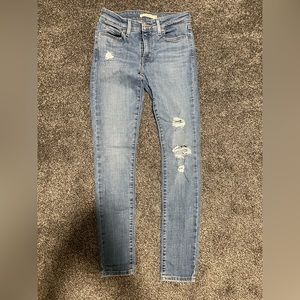 Levi 711 Skinny Jeans